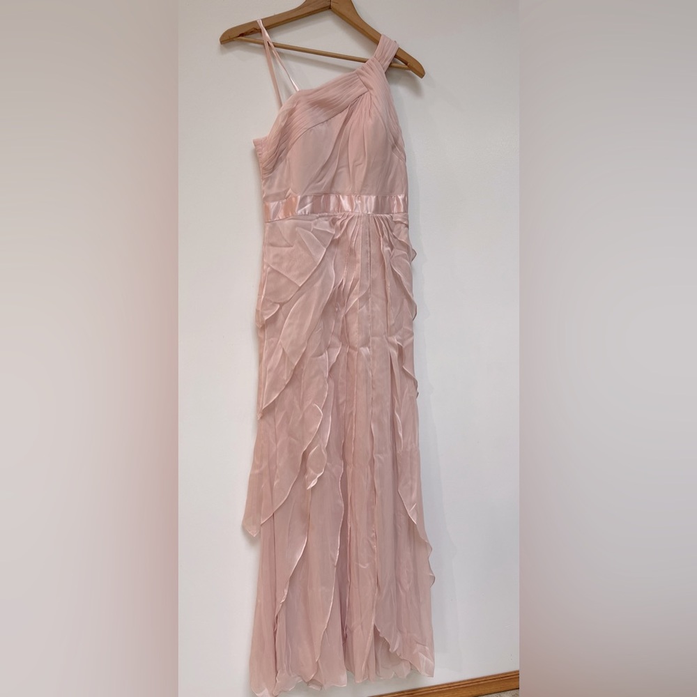 Beautiful Adriana papell cocktail dress! Or bridesmaid dress.